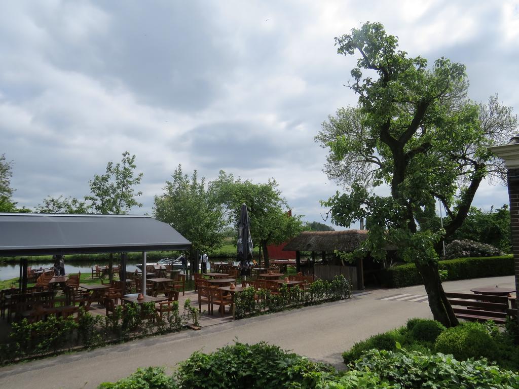 Hotel - Restaurant - Cafe- Geertien Блоксел Екстериор снимка