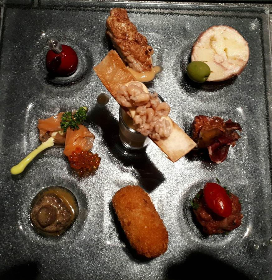 Hotel - Restaurant - Cafe- Geertien Блоксел Екстериор снимка